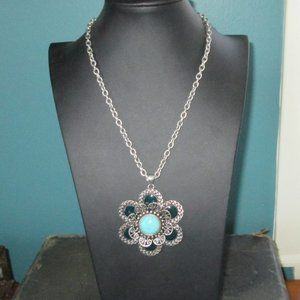 Da Vinci Silver tone flower Necklace and earrings with faux turquoise